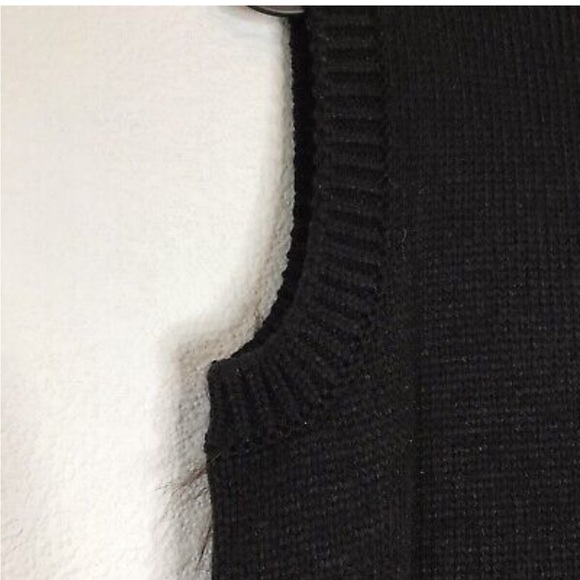 H&M FUR COLLAR SWEATER VEST - Picture 6 of 7